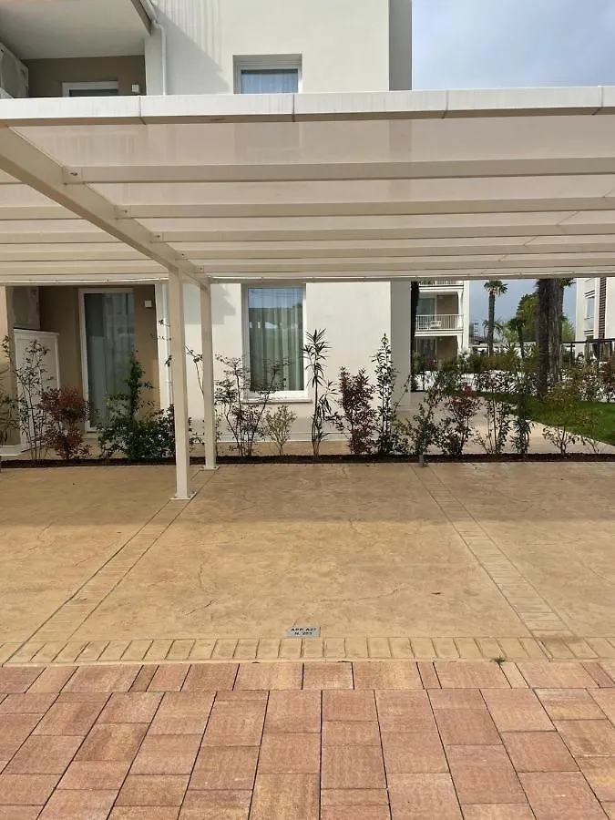 Residence Wave Plus - Solo Per Famiglie - Walterigato Apartments Лидо-ди-Езоло